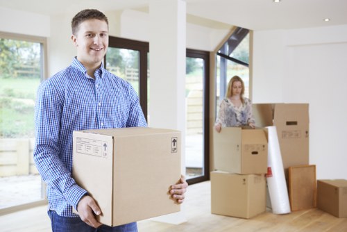 Moving team following a health and safety policy