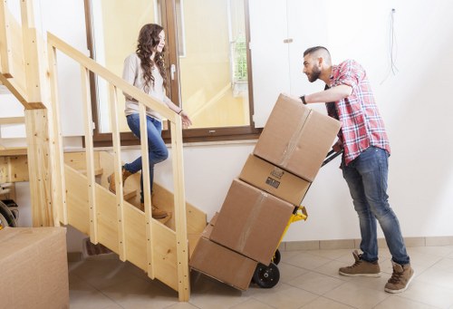 Family townhouse move in Chelsea with larger load-based pricing